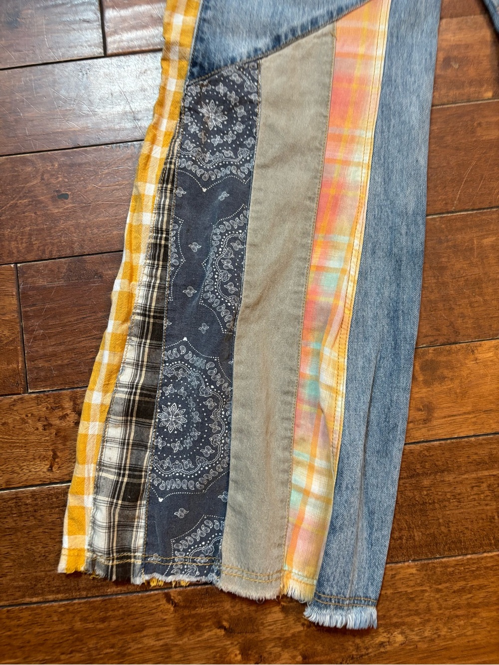 Easel Los Angeles Boho Patchwork denim flare jeans S - Picture 3 of 11